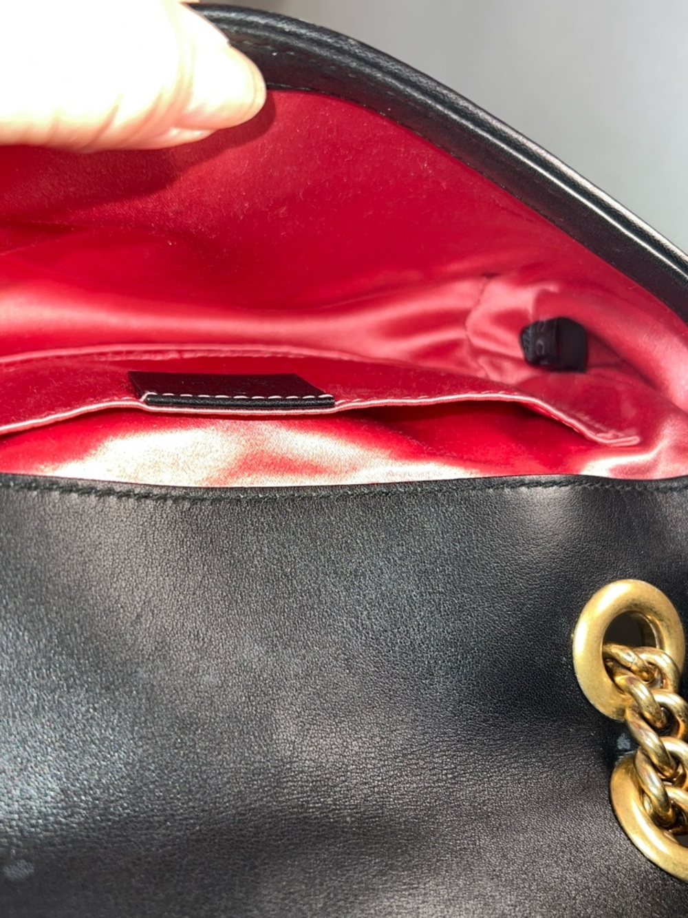 Gucci GG Marmont Matelasse Shoulder Bag - Picture 7 of 11